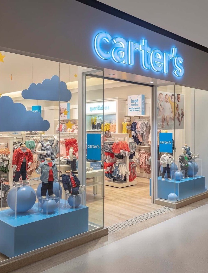 The Carter's storefront in Argentina, its blue cloud display in the window.