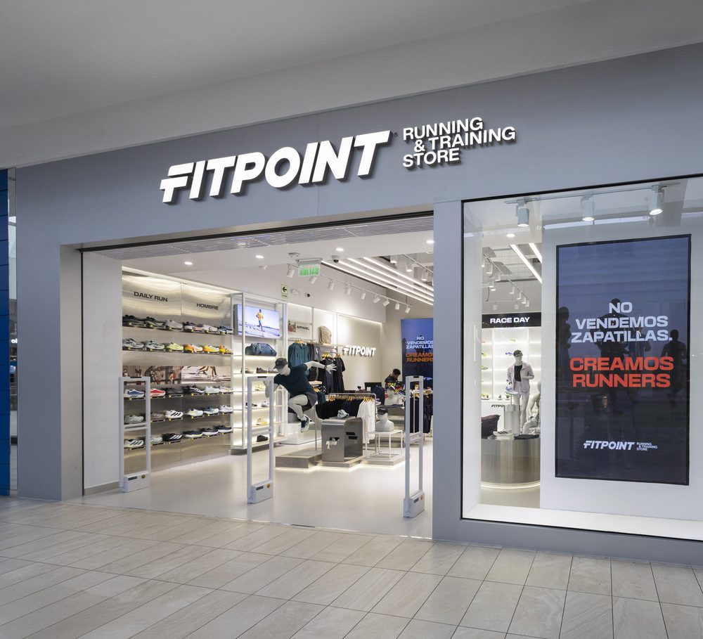 The Fitpoint running and training store frontage in Peru.
